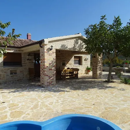 Ferienhaus Anita 2 Mit Pool *